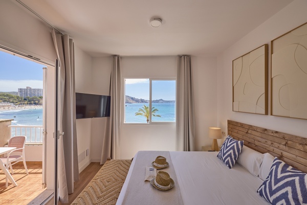 SEA VIEW STUDIO